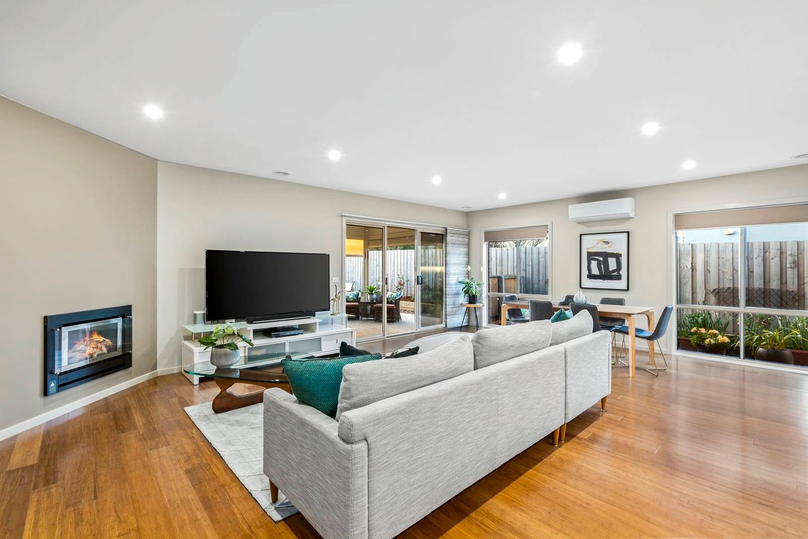 Property Gallery Thumbnail 4