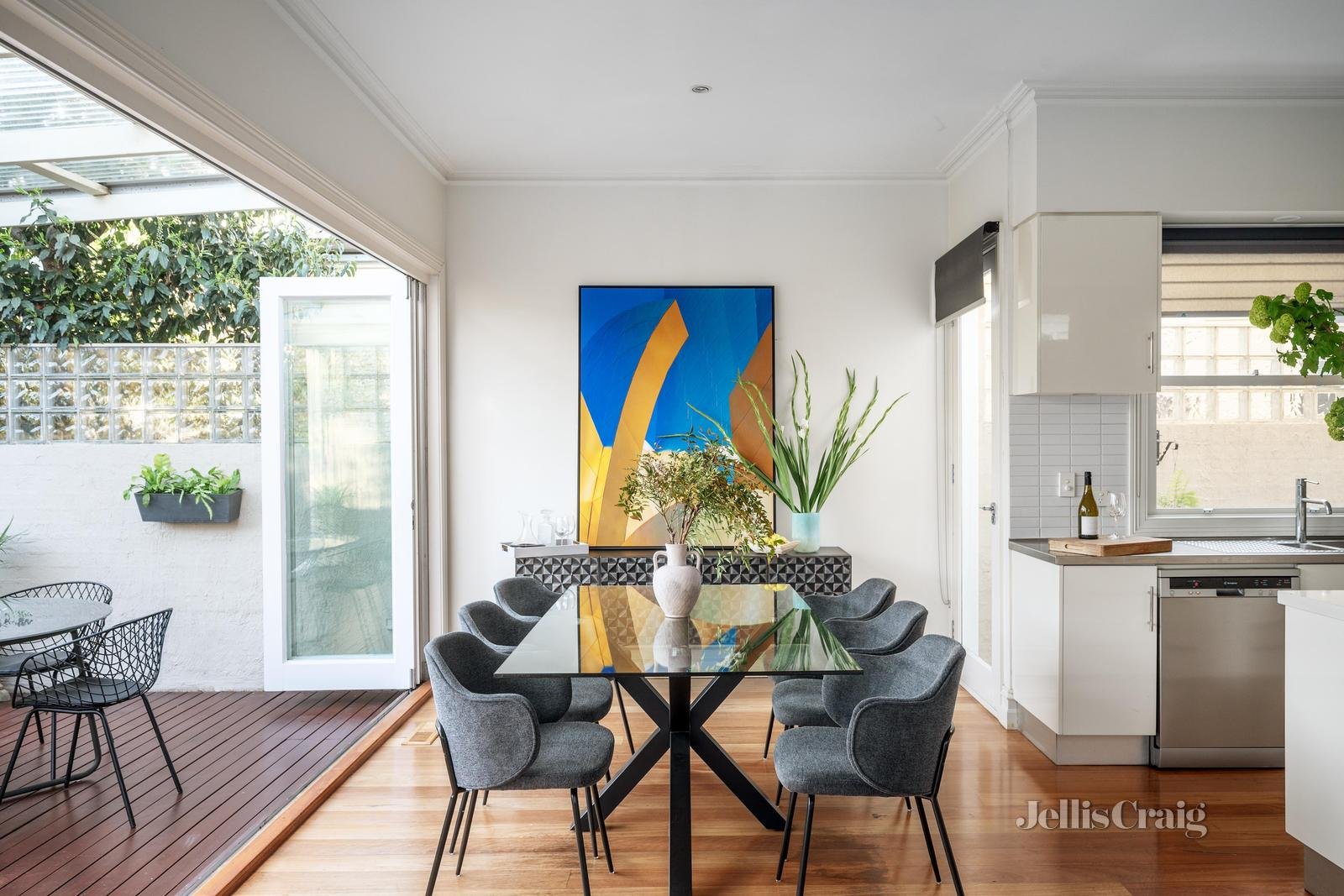 6 Churchill Grove, Hawthorn image 9