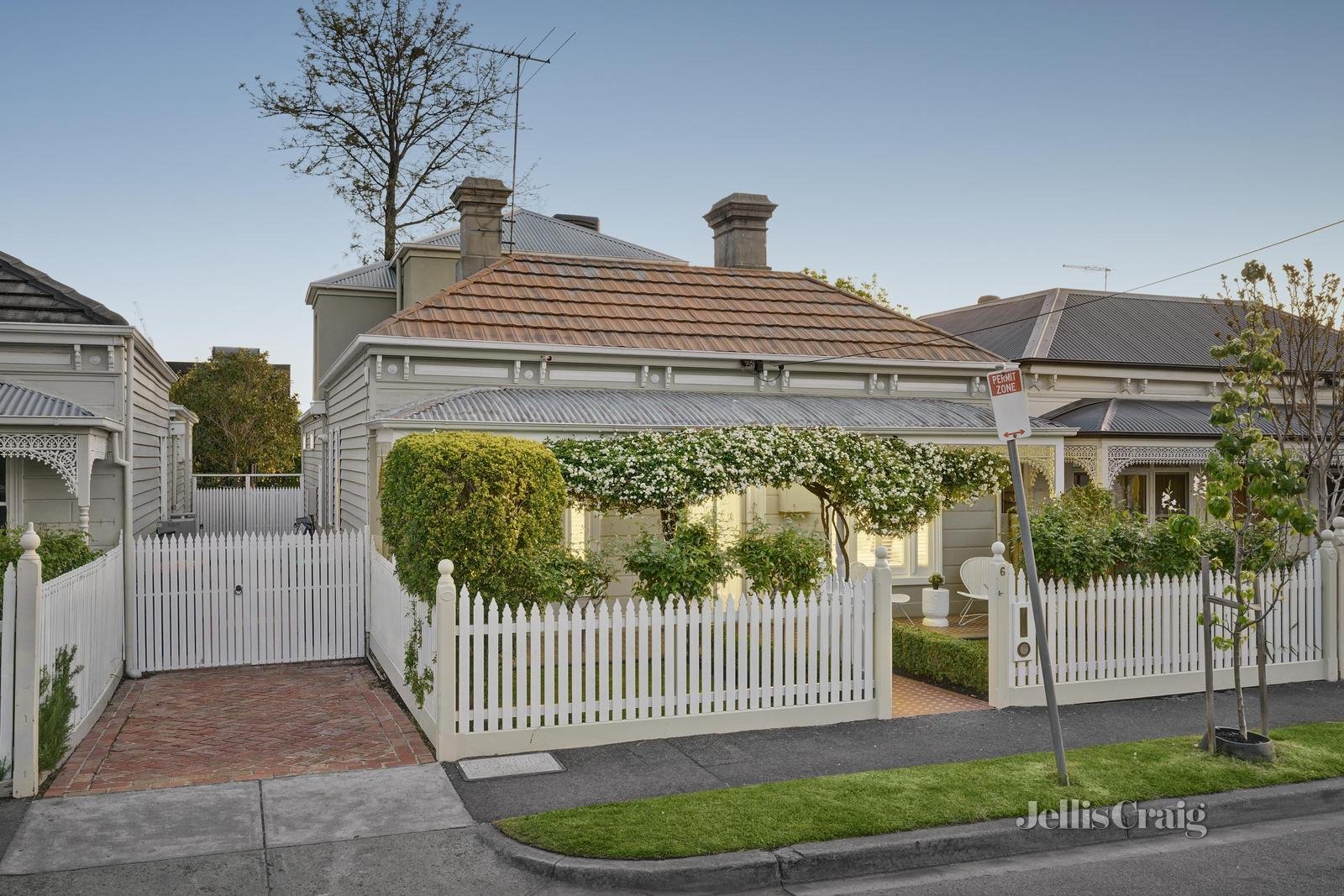 6 Churchill Grove, Hawthorn image 26