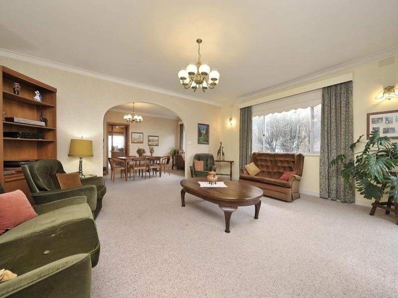 6 Clayton Road, Balwyn image 3