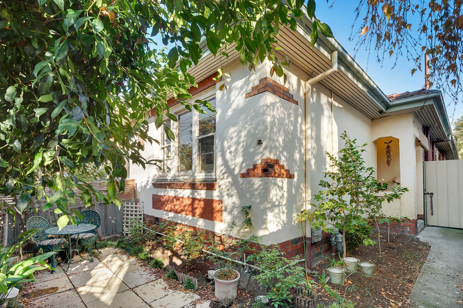 6 Cliff Street, South Yarra image 1