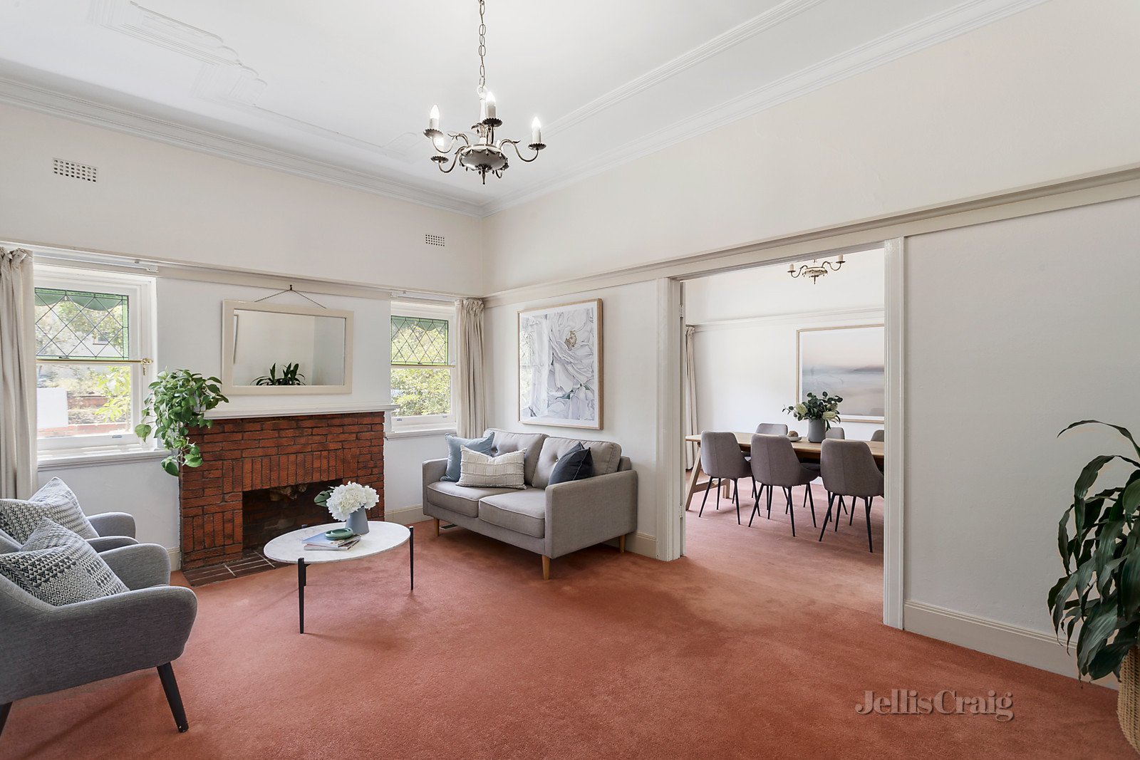 6 Clitheroe Court, Glen Iris image 3