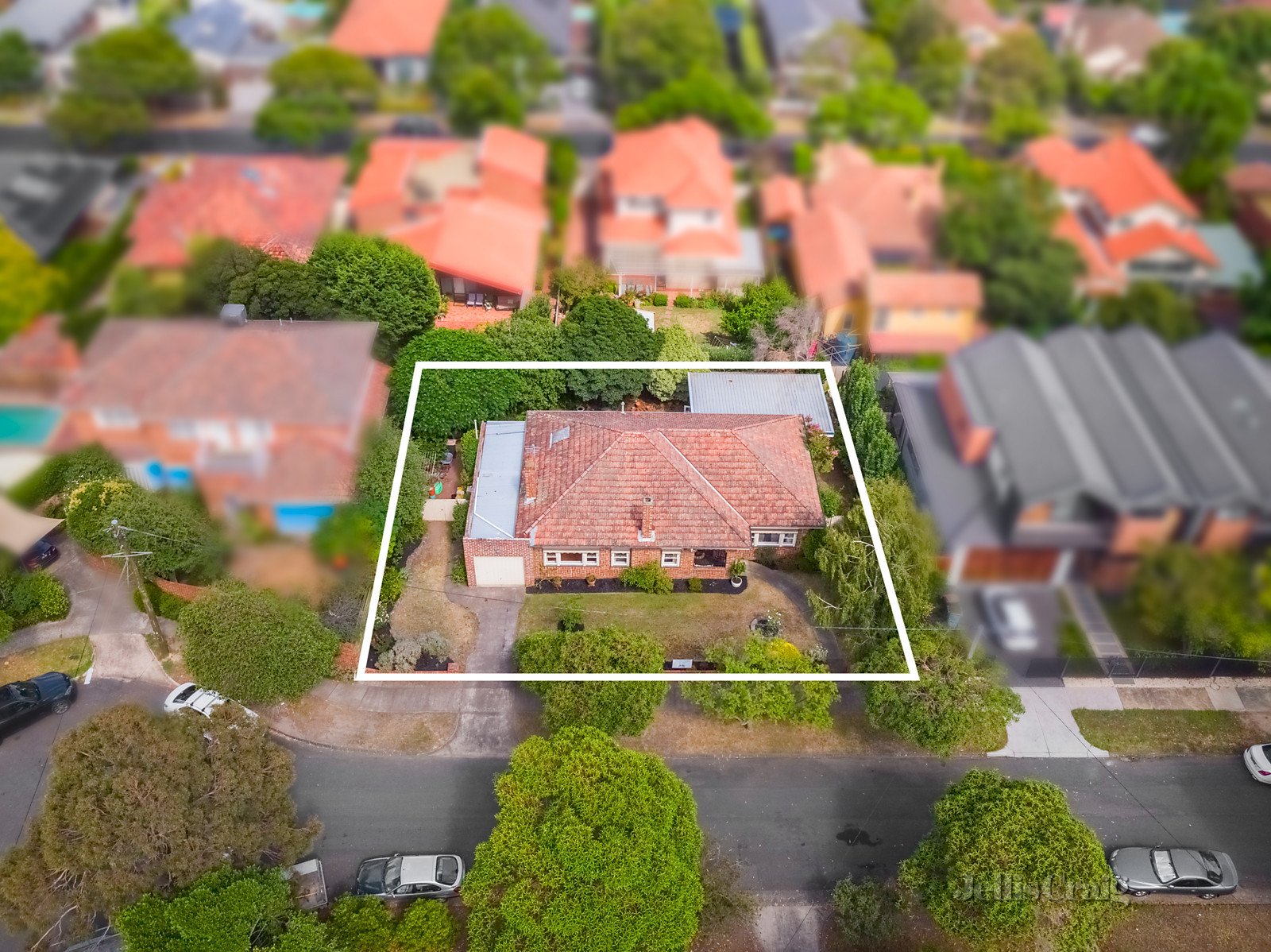 6 Clitheroe Court, Glen Iris image 7