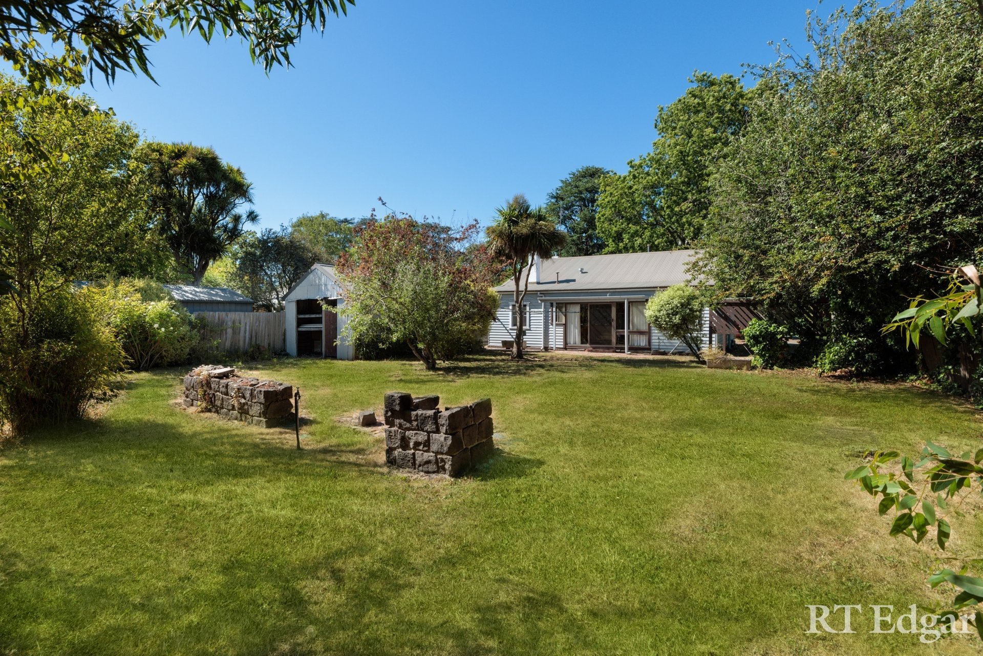 Property Gallery Thumbnail 10