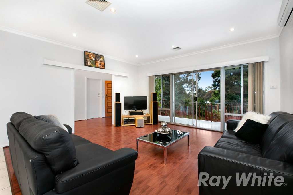 6 Clyden Court, Burwood East image 5