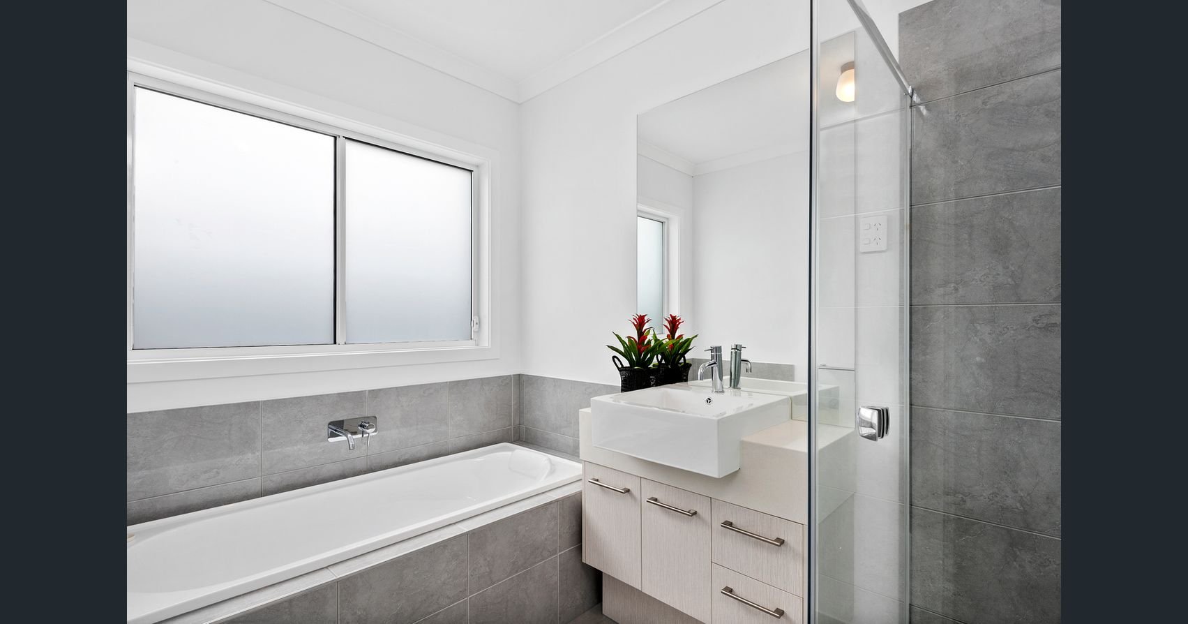 Property Gallery Thumbnail 5