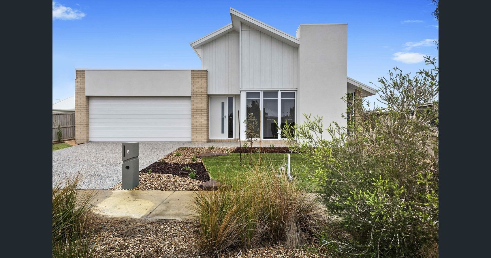 Property Gallery - Main Image