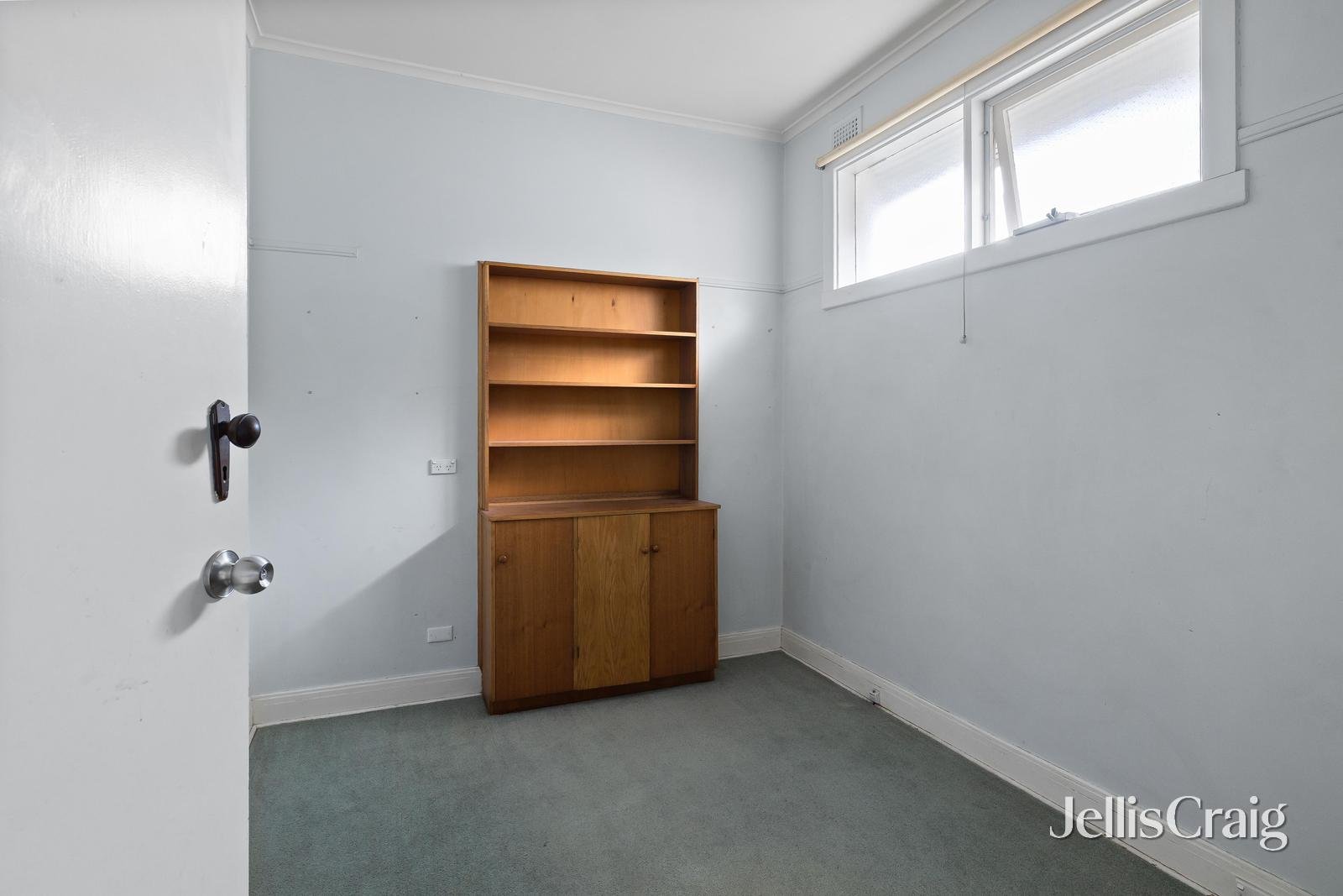 6 Collins Street, Ormond image 8