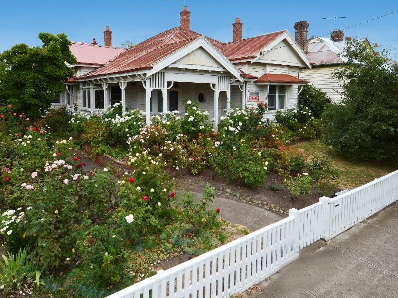 6 Connor Street, East Geelong image 1