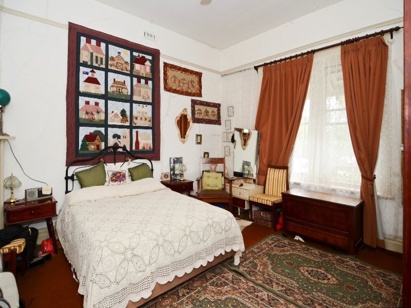 6 Connor Street, East Geelong image 6