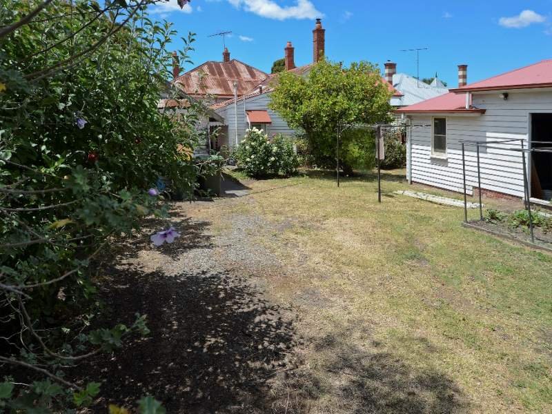 6 Connor Street, East Geelong image 8