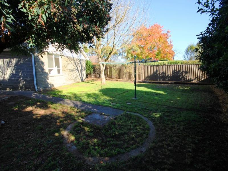 6 Coonatta Street, Alfredton image 2