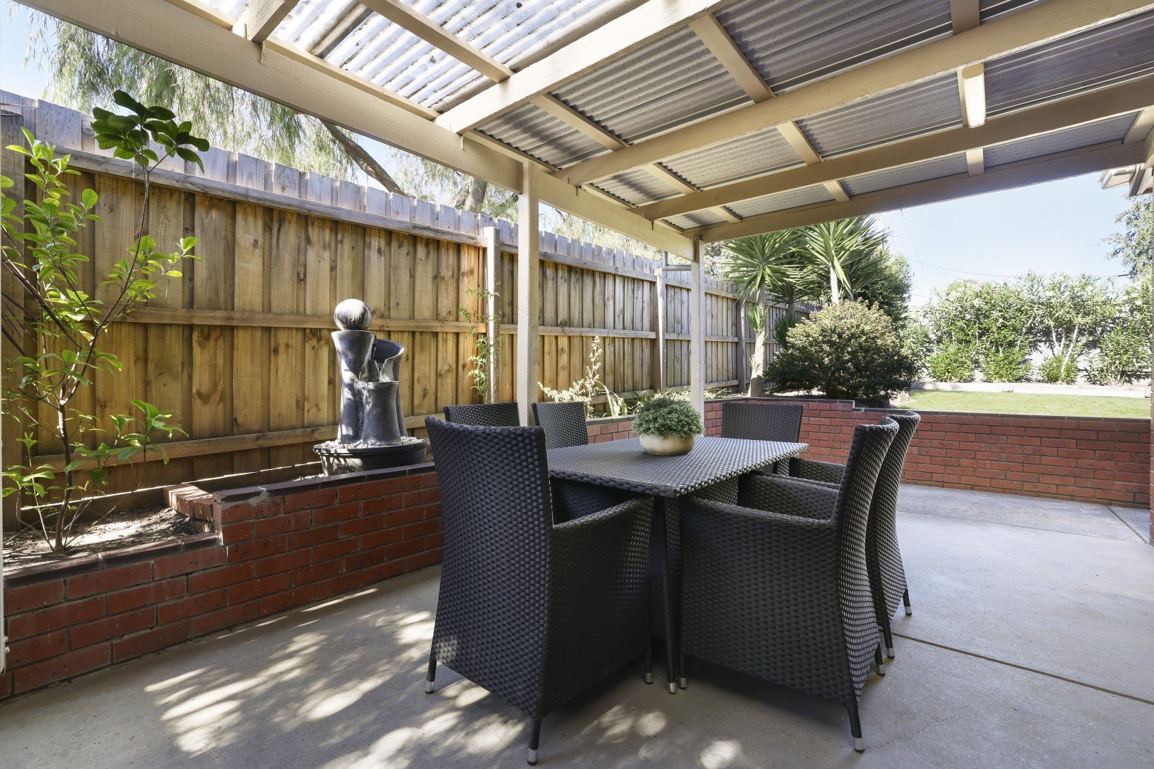 6 Cootamundra Drive, Wheelers Hill image 9