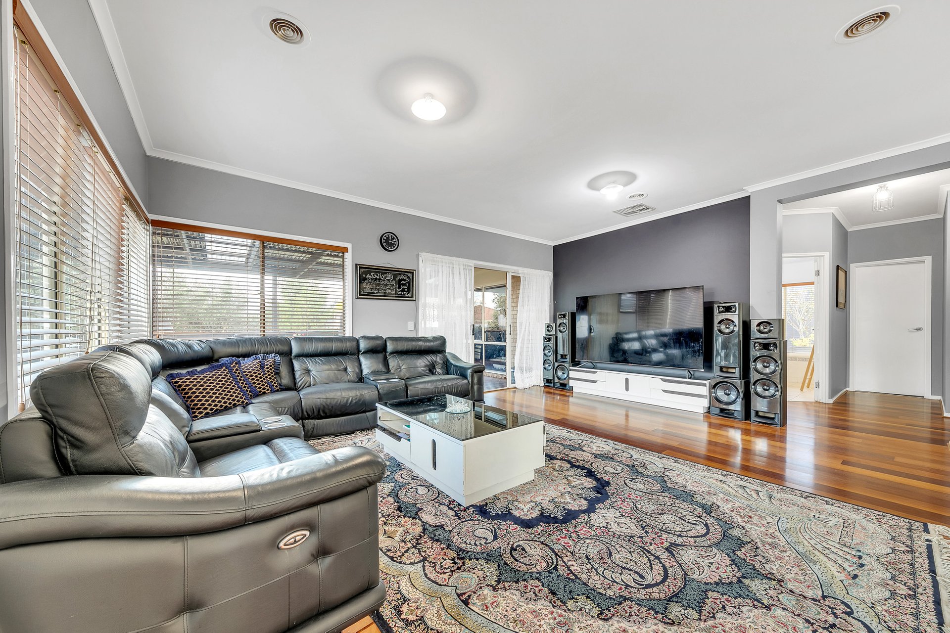 6 Cormican Place, Lovely Banks image 6