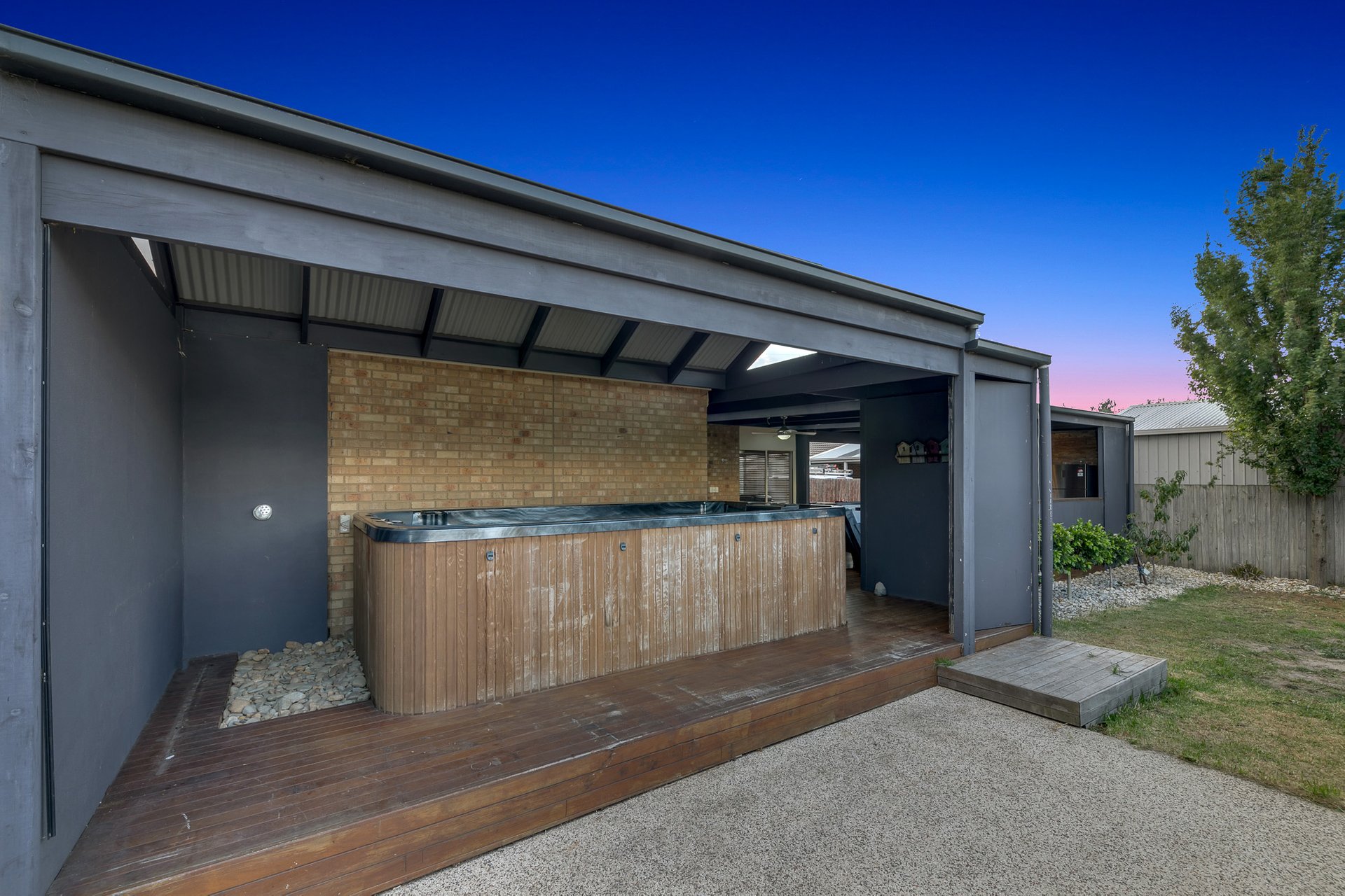 6 Cormican Place, Lovely Banks image 15