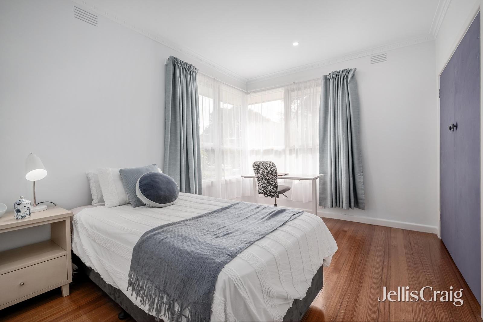 6 Crown Street, Glen Waverley image 7