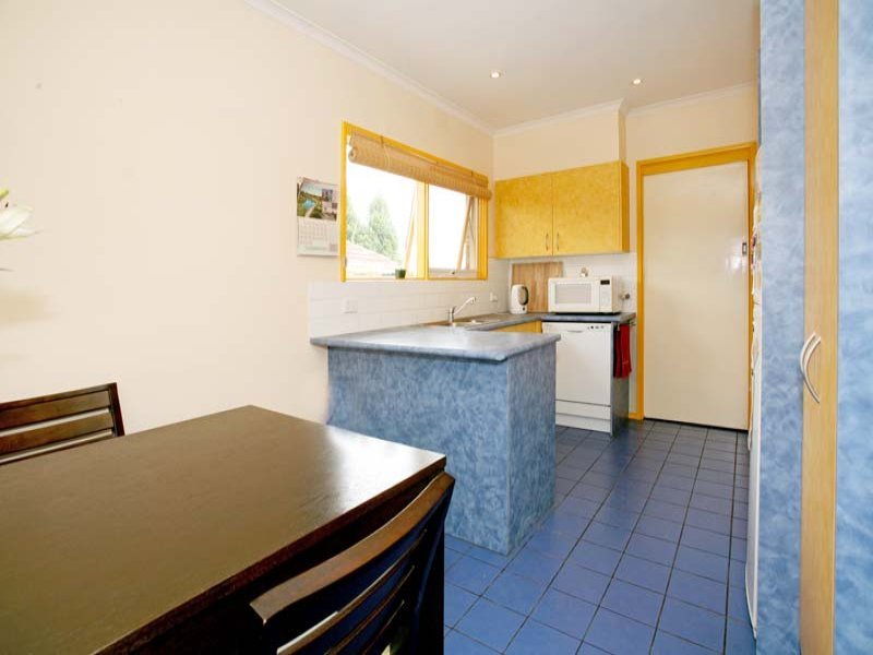 6 Currie Street, Box Hill North image 5