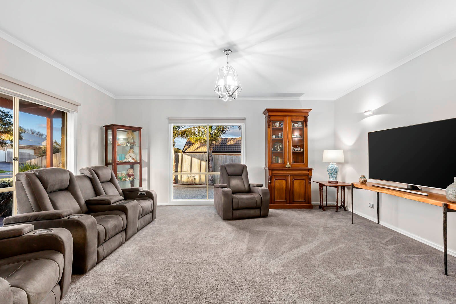 Property Gallery Thumbnail 11