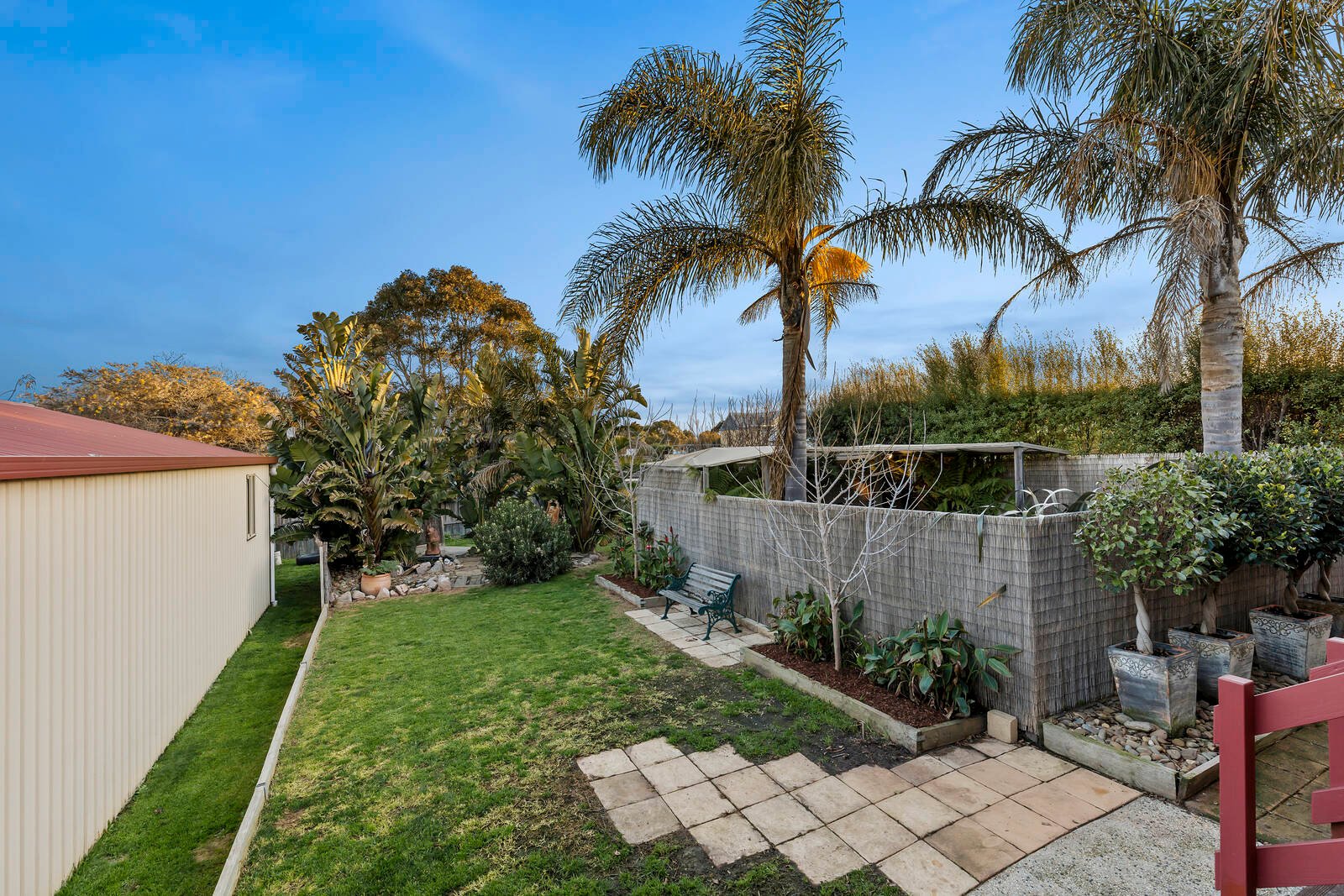 Property Gallery Thumbnail 18