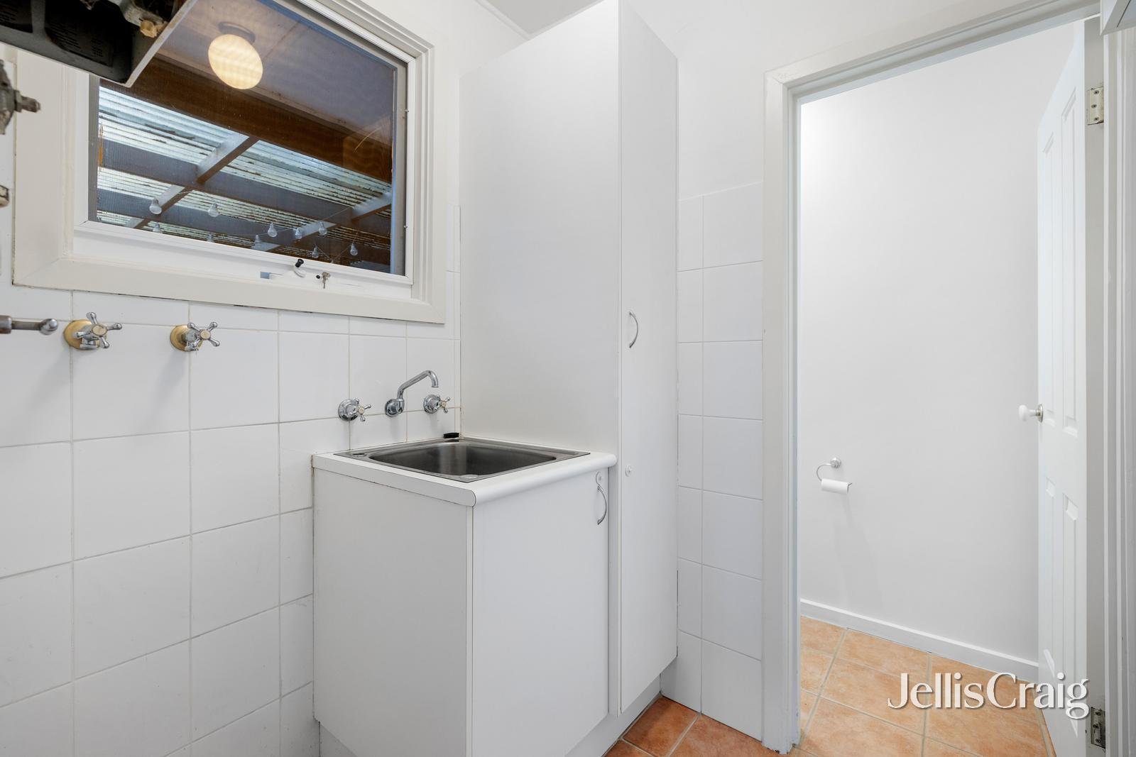 6 Dalmor Avenue, Mitcham image 13