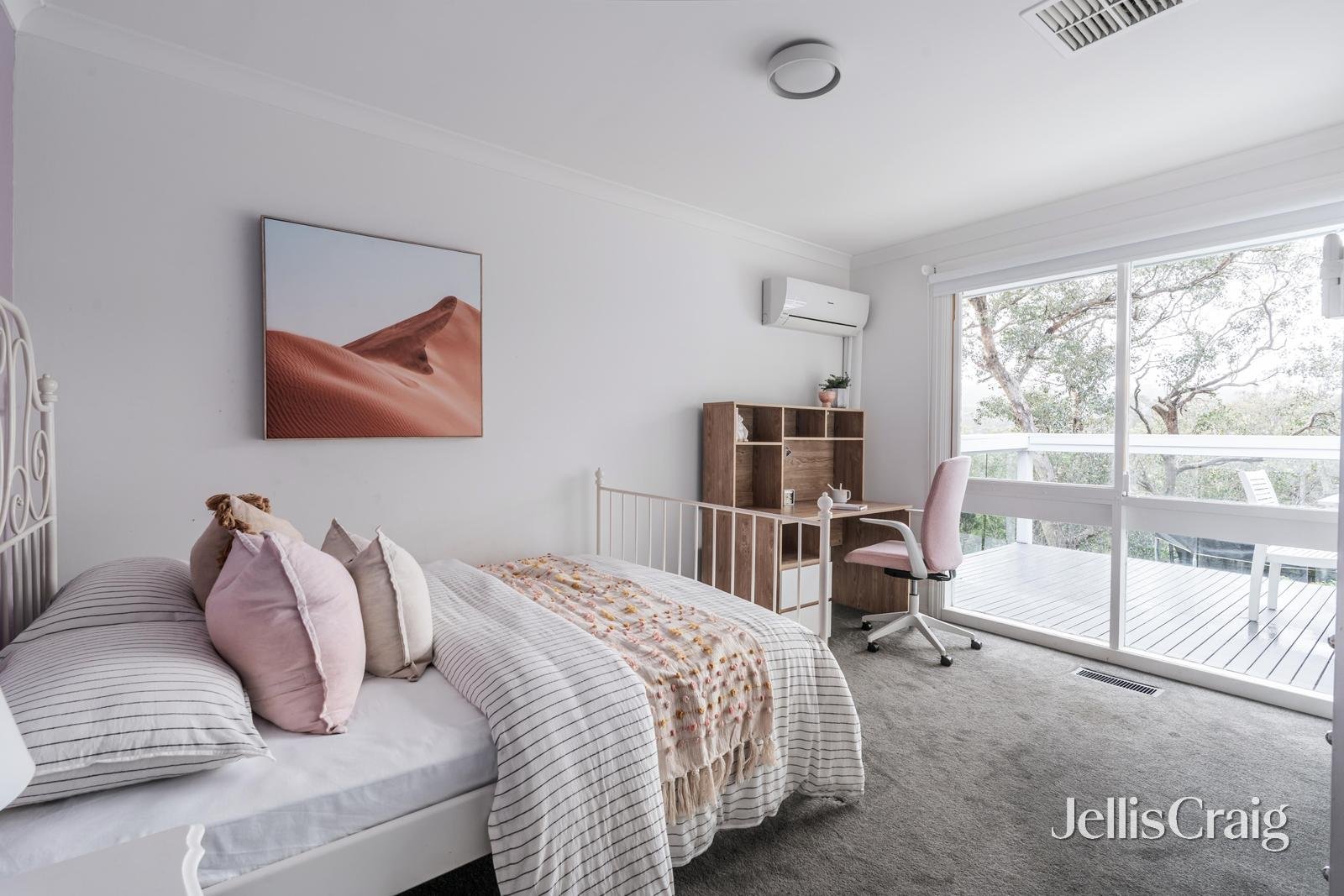 6 Dandallo Drive, Eltham image 9