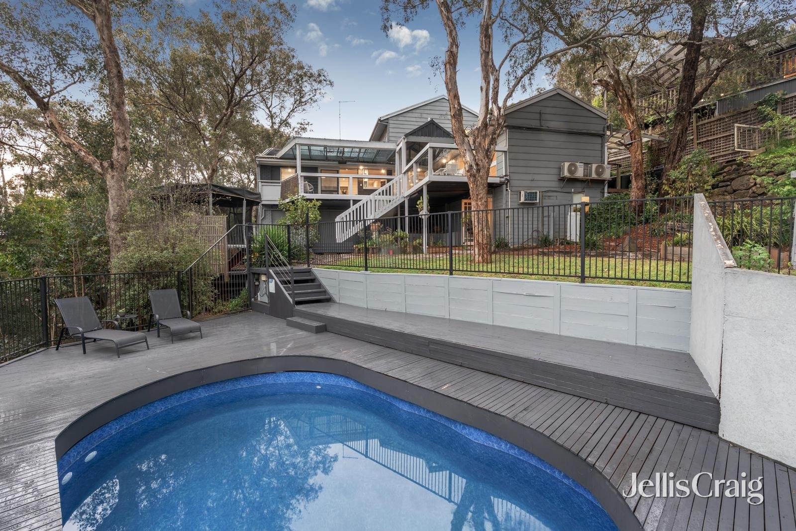 6 Dandallo Drive, Eltham image 16