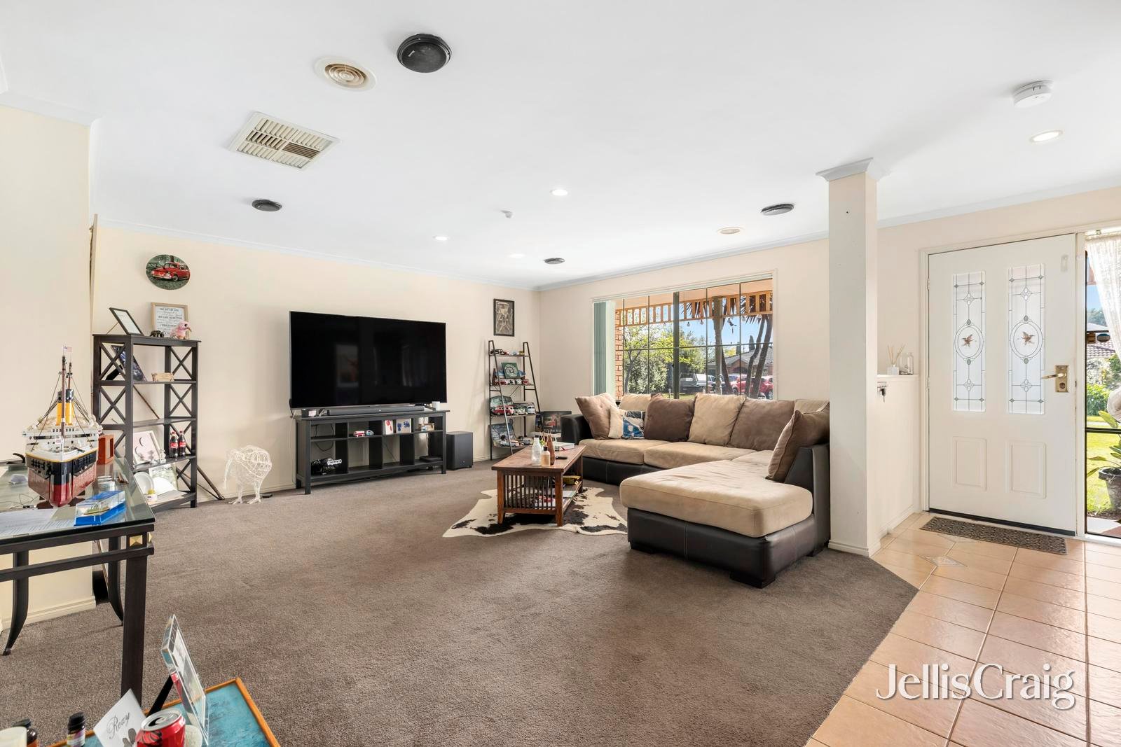 6 Danehill Grove, Berwick image 2