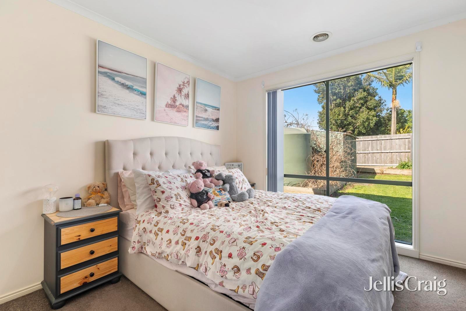 6 Danehill Grove, Berwick image 10