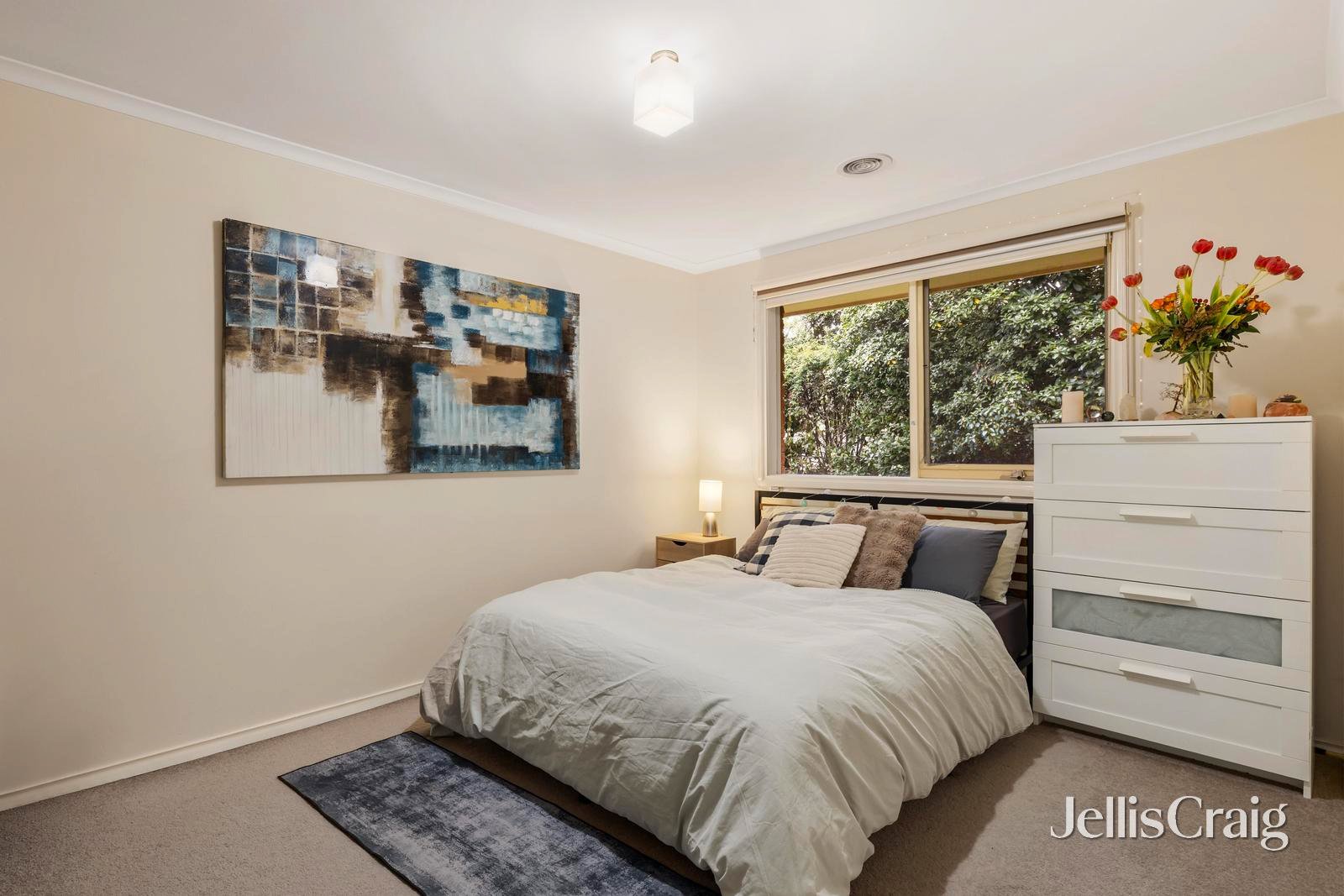 6 Daniel Court, Warranwood image 9