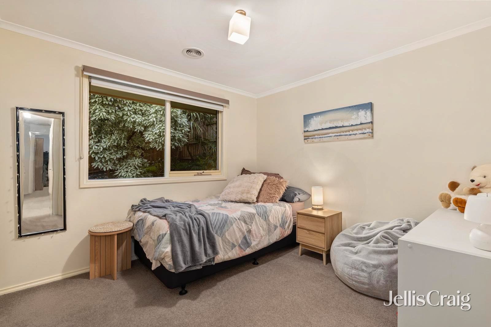 6 Daniel Court, Warranwood image 11