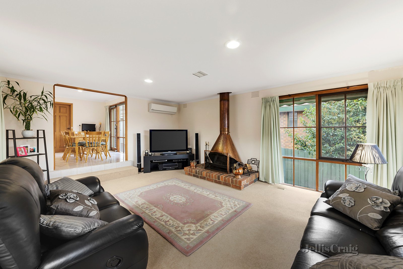 6 Darvell Close, Wheelers Hill image 6