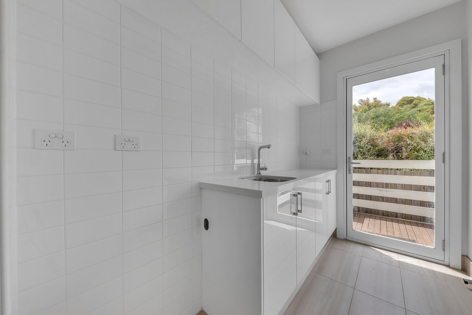 6 Davison Place, Geelong image 10