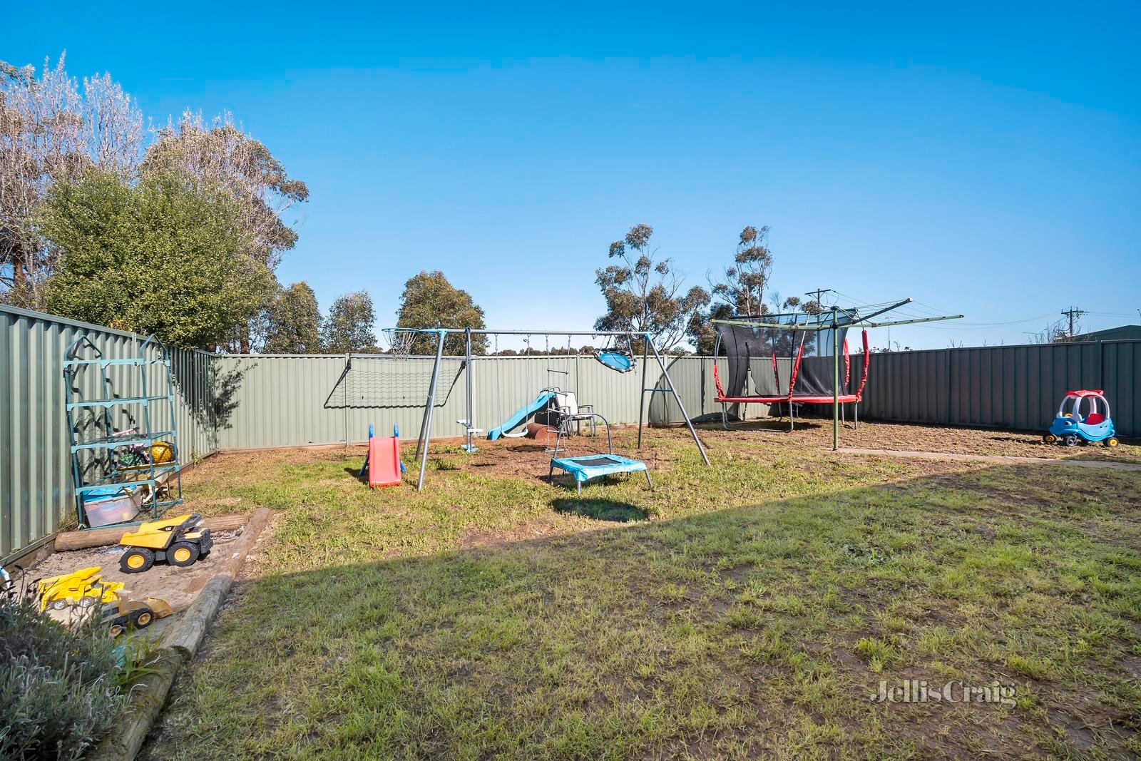 6 Delaney Drive, Miners Rest image 8