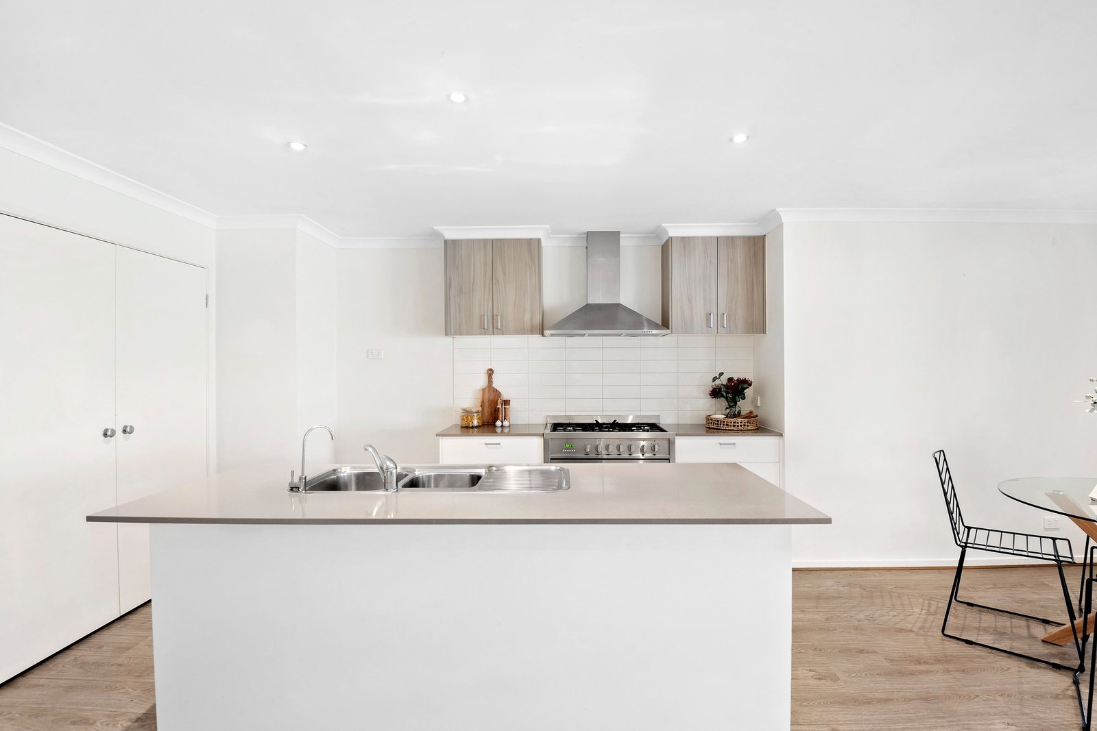 Property Gallery Thumbnail 3
