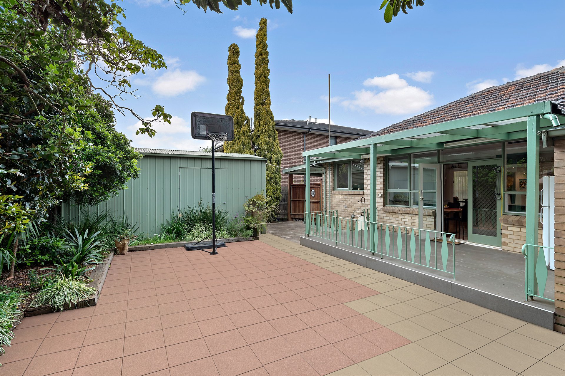 Property Gallery Thumbnail 9