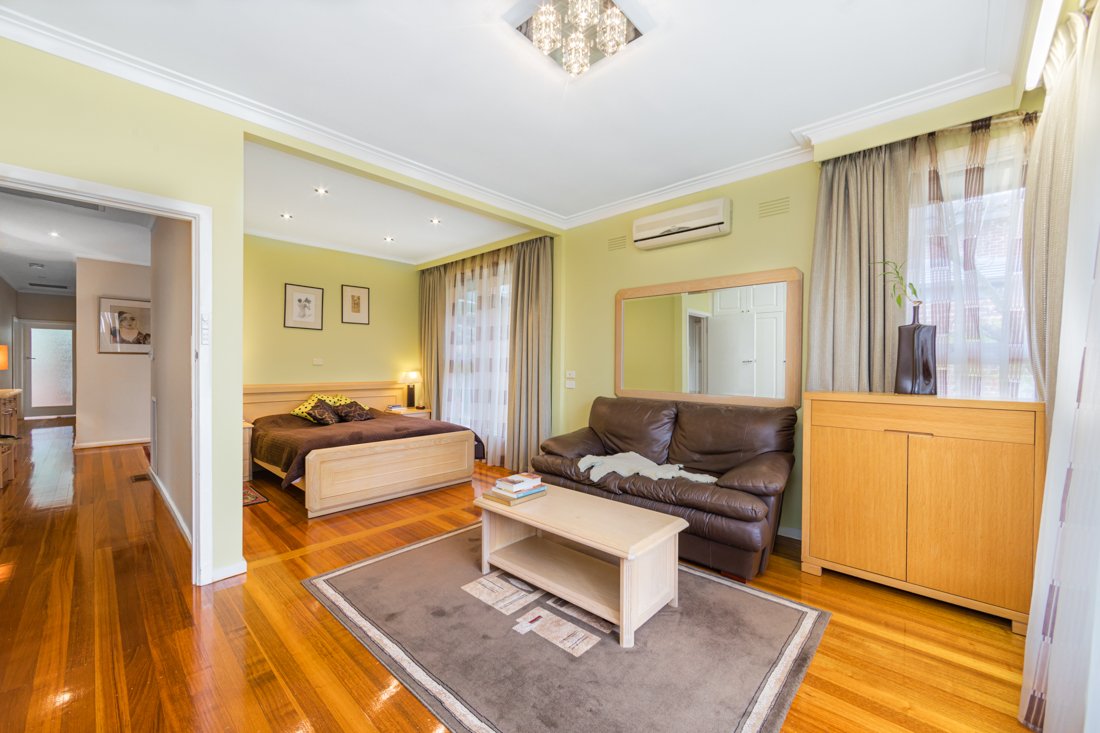 Property Gallery Thumbnail 10