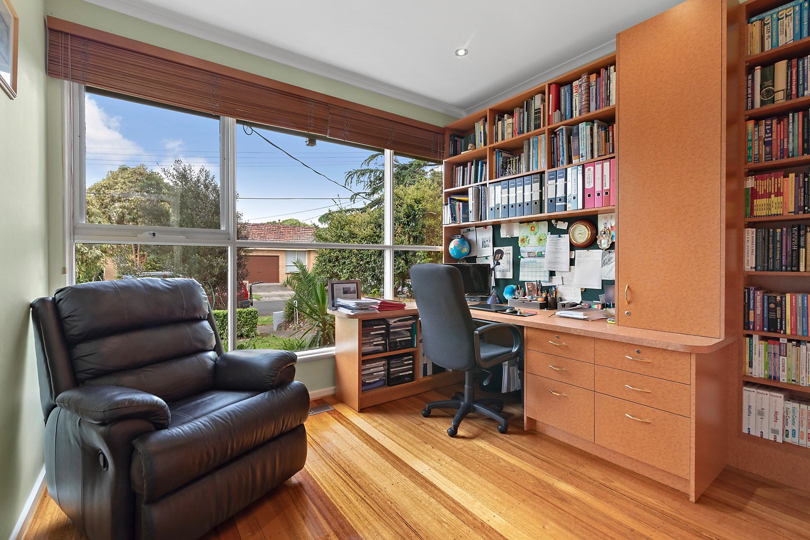 Property Gallery Thumbnail 13