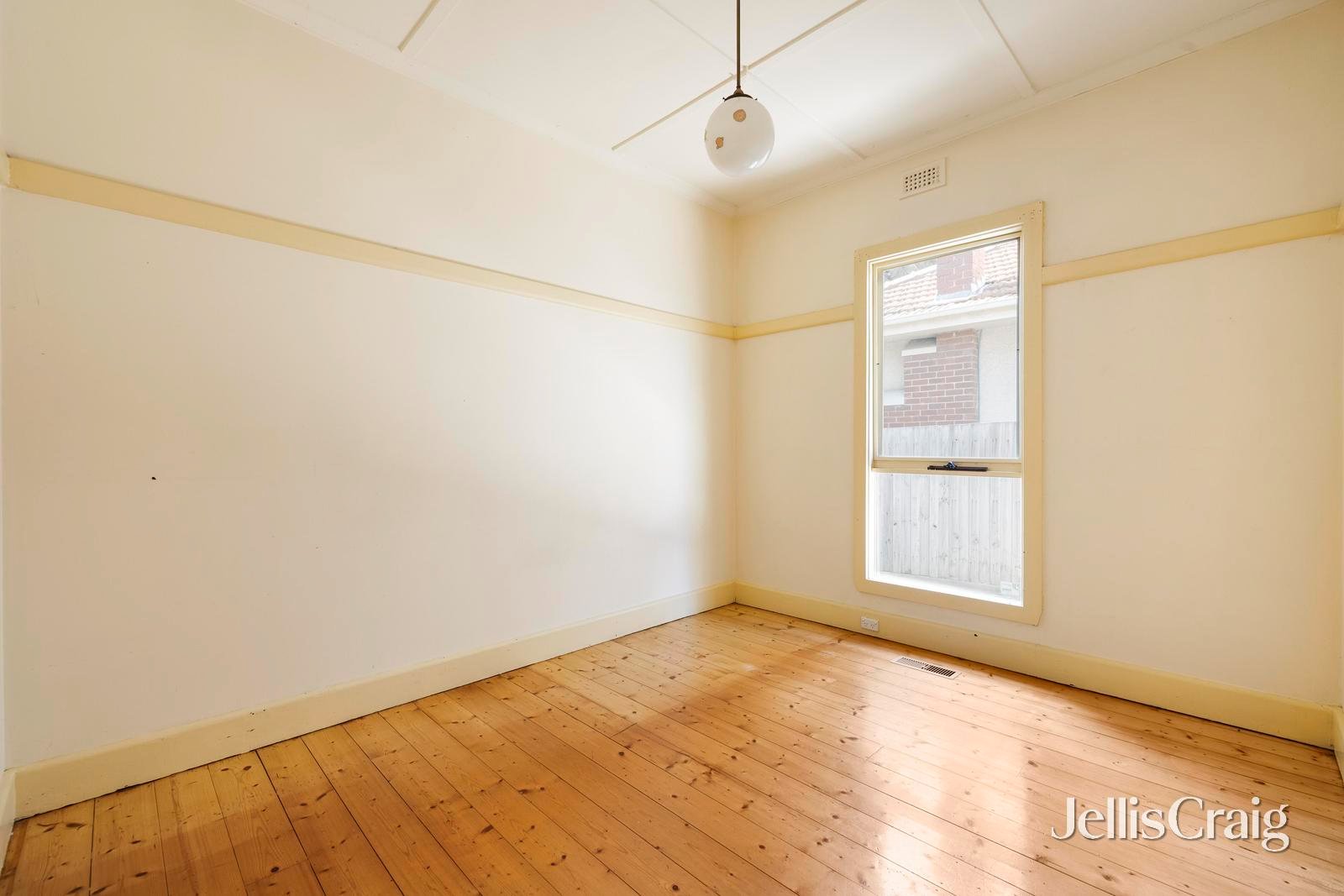 6 Donaldson Street, Bentleigh image 7