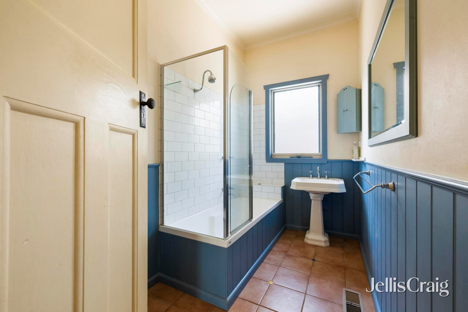 6 Donaldson Street, Bentleigh image 8