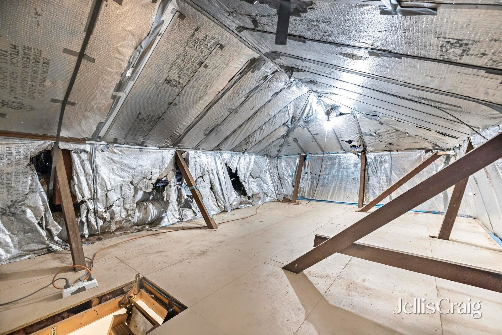 6 Donaldson Street, Bentleigh image 9