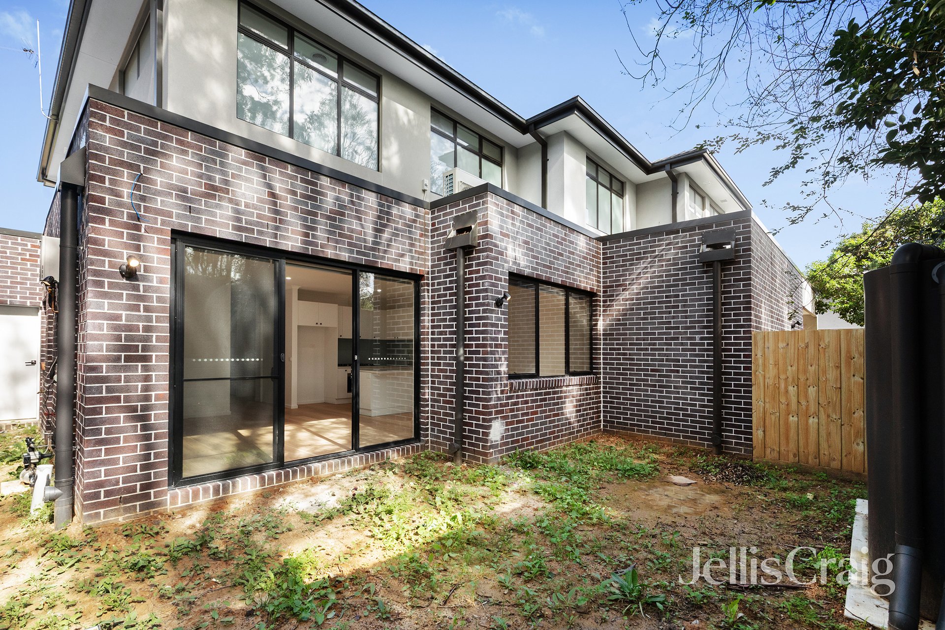 6 Douglas Street, Rosanna image 10