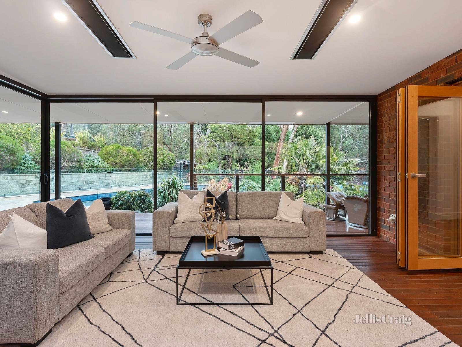 6 Drummond Close, Donvale image 9