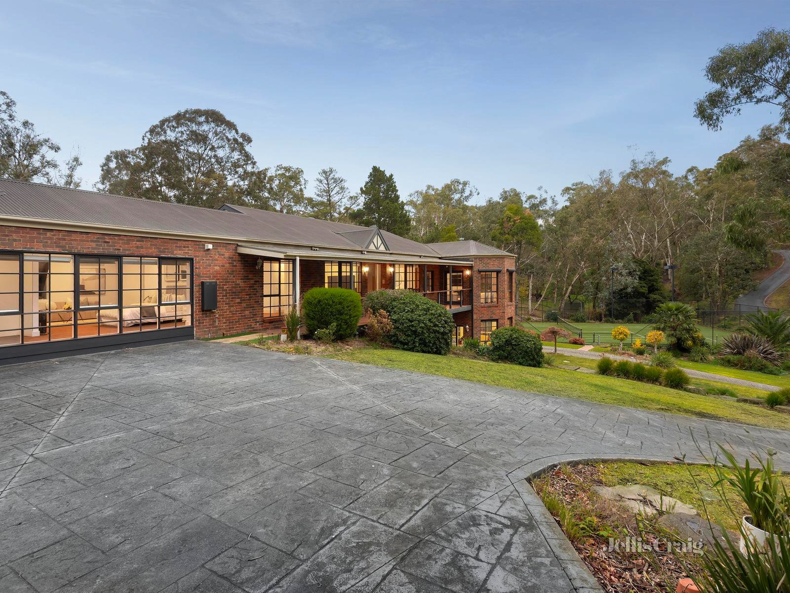 6 Drummond Close, Donvale image 24
