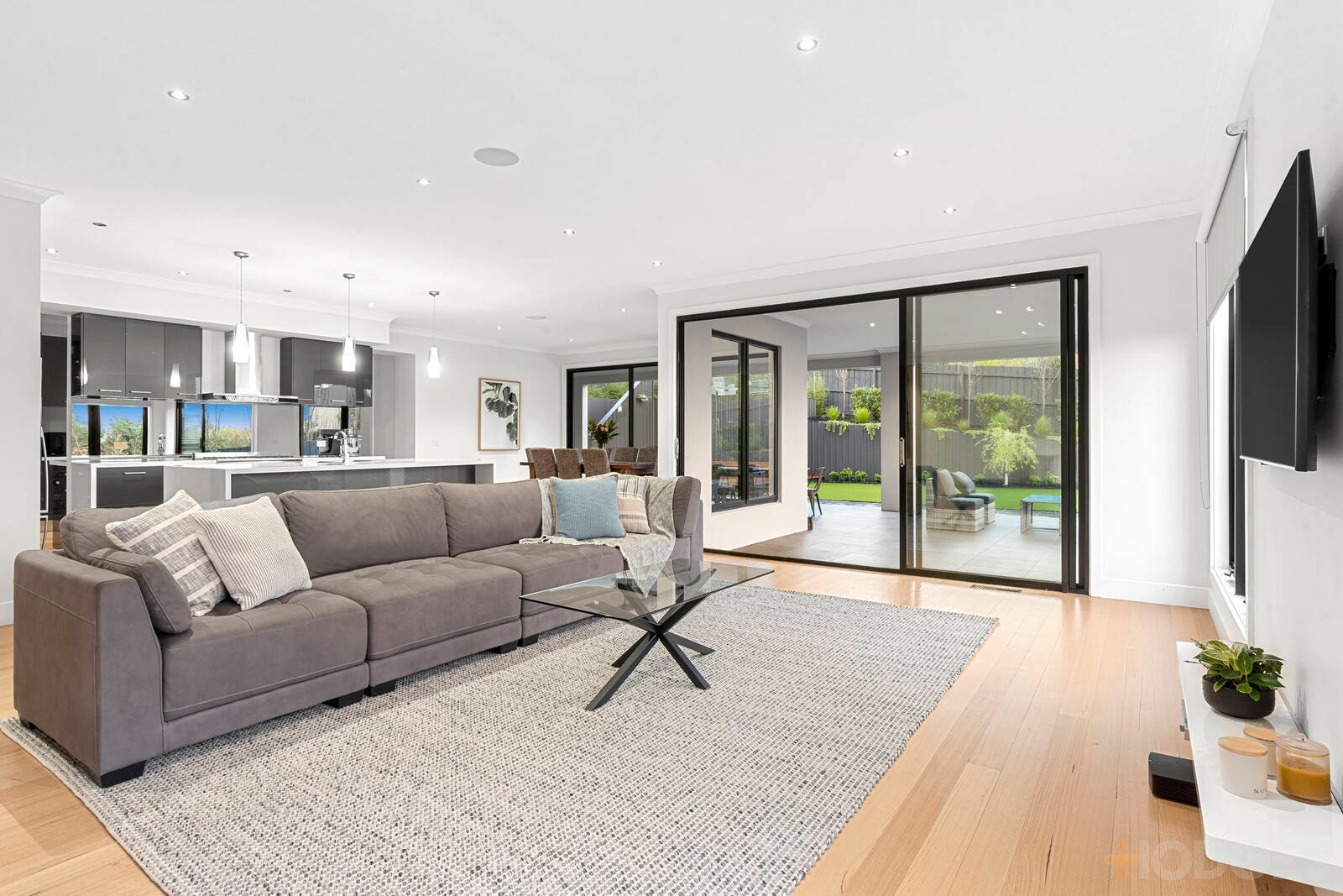 6 Dryden Way Highton