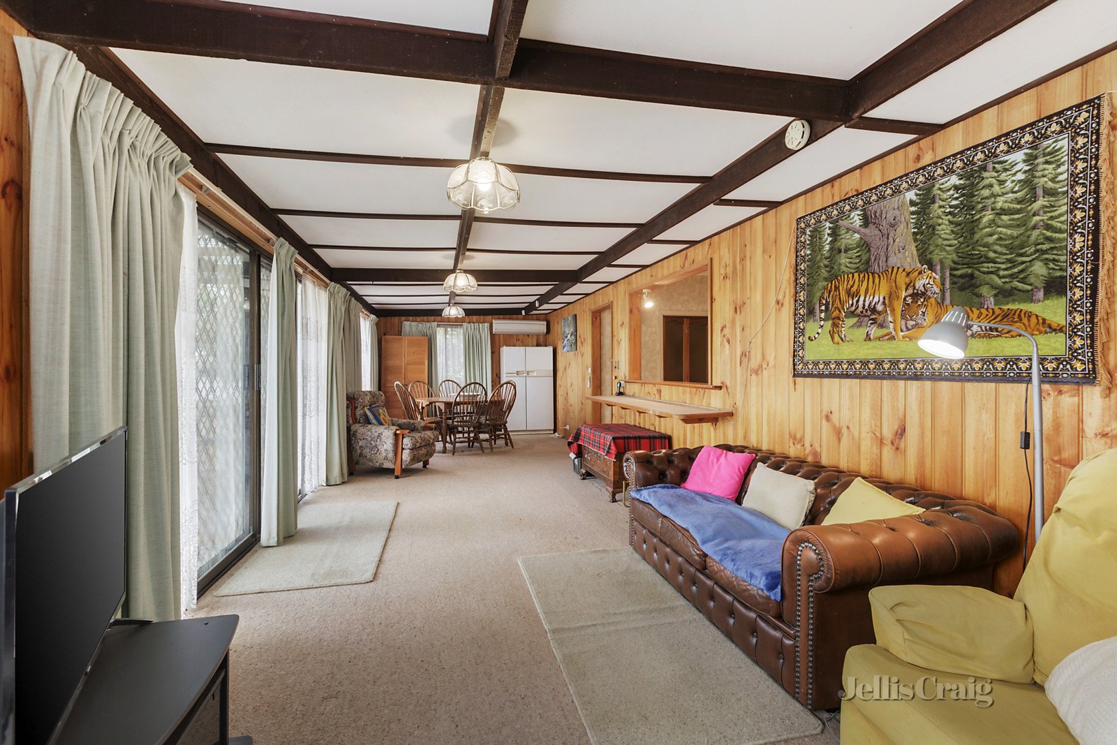 6 Duckham Street, Blackburn image 6