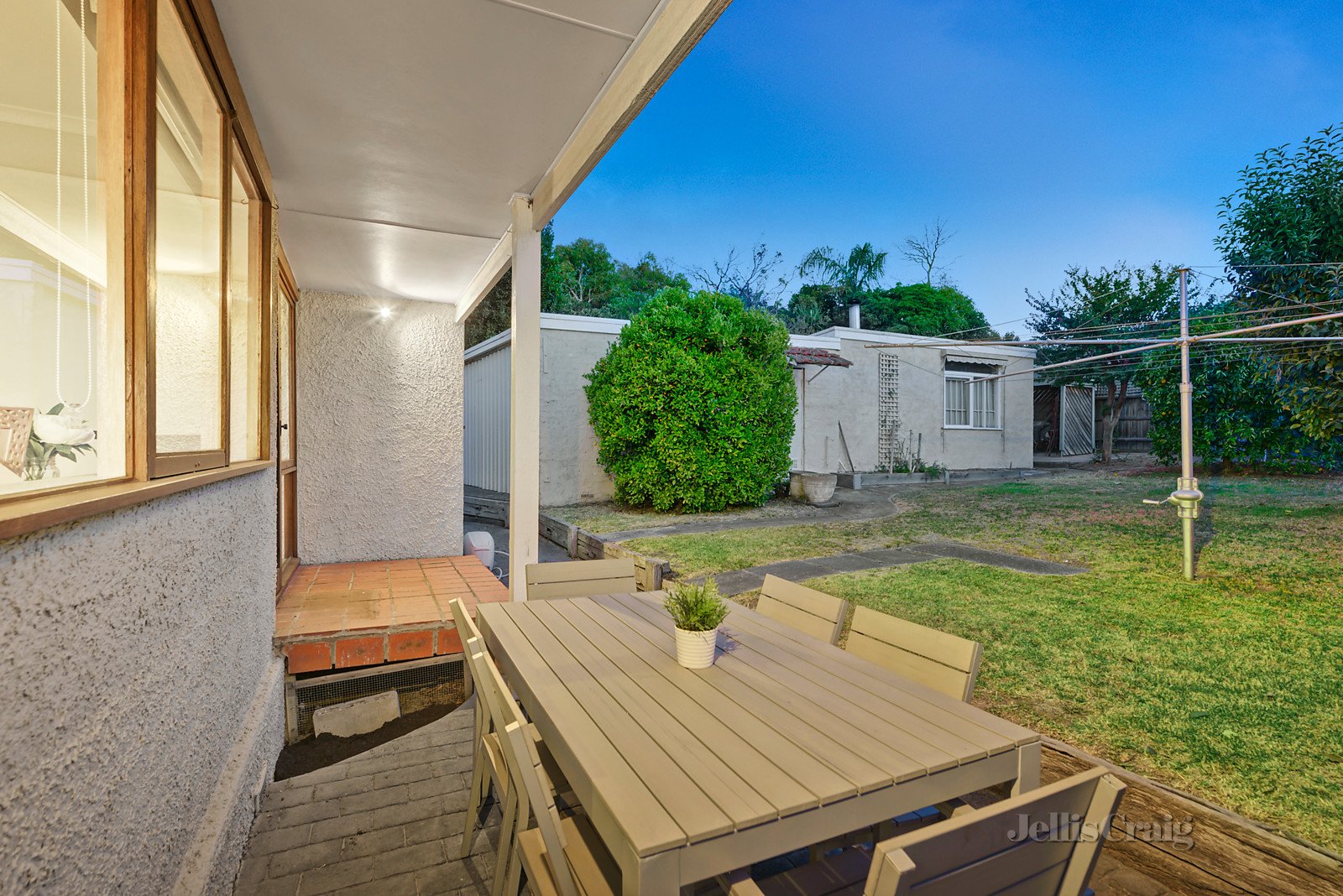 6 Dundonald Avenue, Malvern East image 8