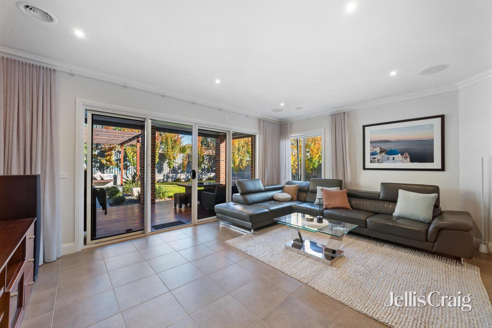 6 Dwyer Street, Blackburn image 7