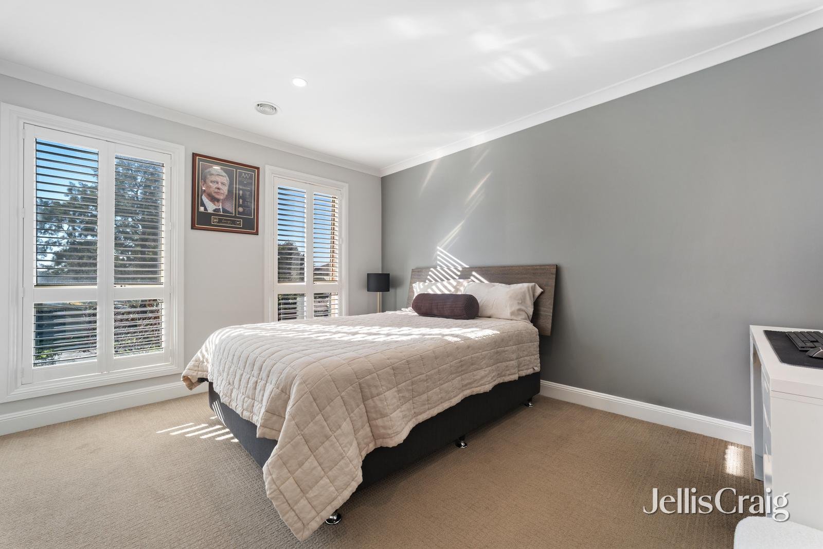 6 Dwyer Street, Blackburn image 11