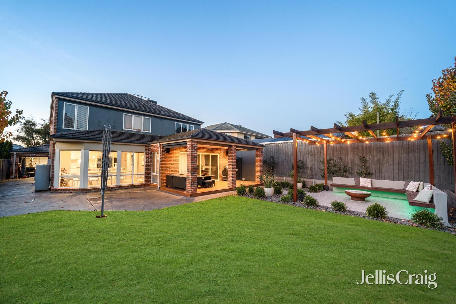 6 Dwyer Street, Blackburn image 17