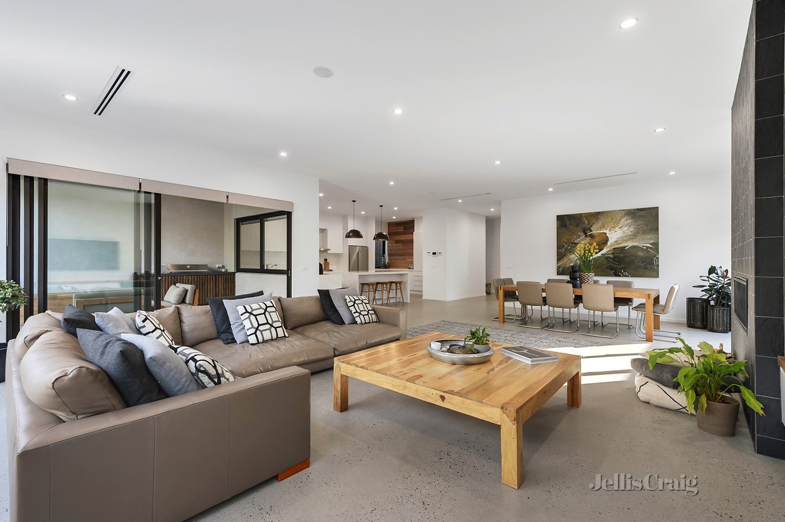 6 Ellis Road, Glen Iris image 4